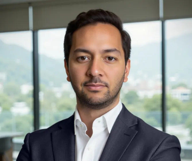 Rogelio Sada